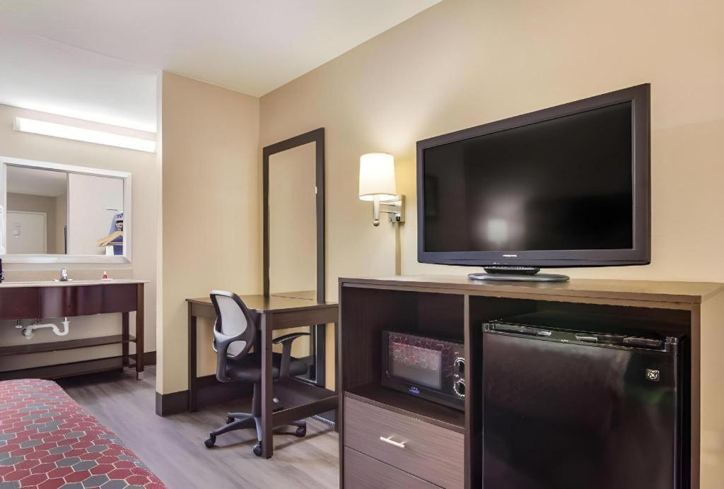 Econo Lodge South Гарнър Екстериор снимка